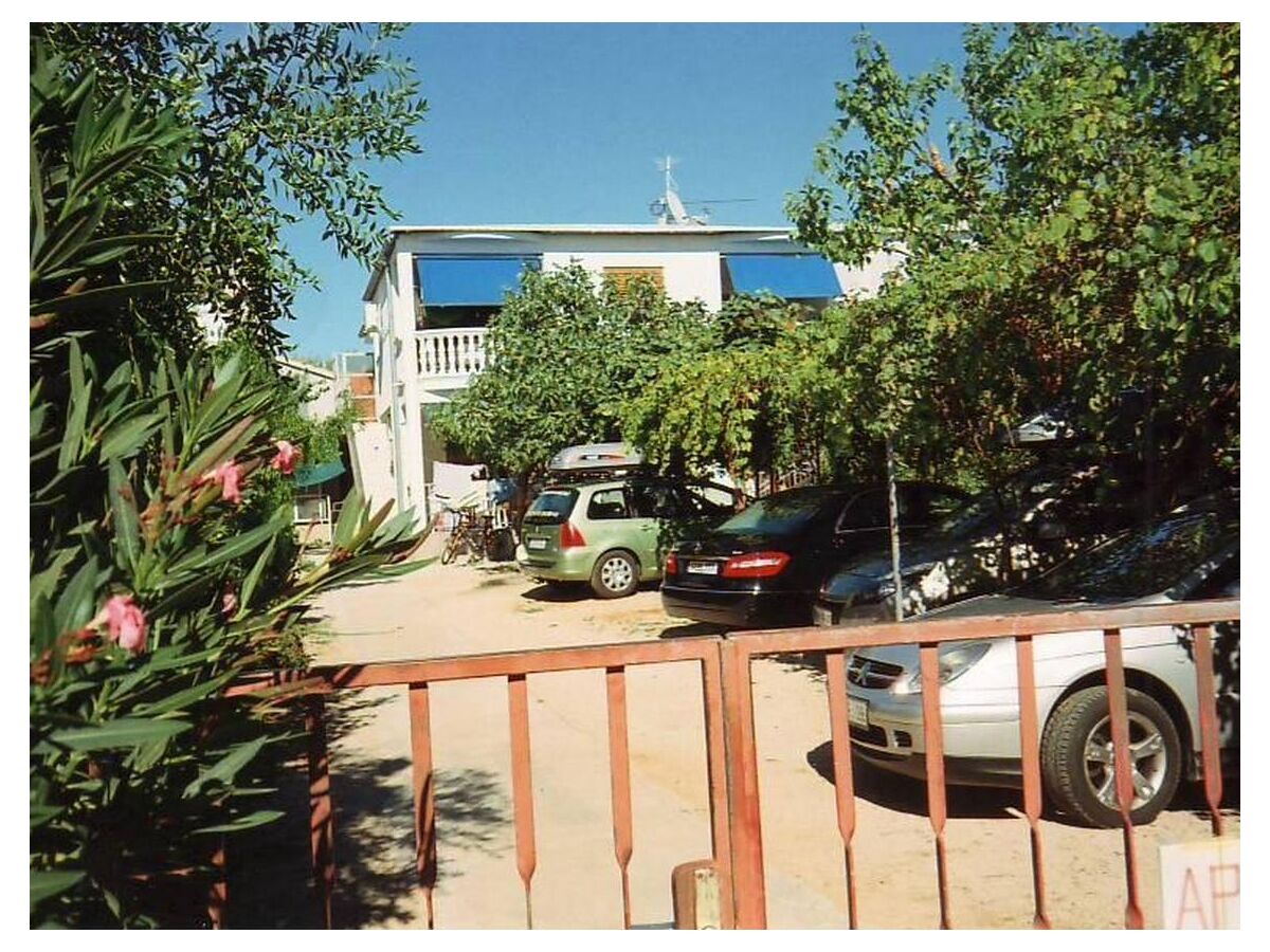 Apartment Two bedroom apartment near beach Srima - Vodice, Vodice A-18470-b