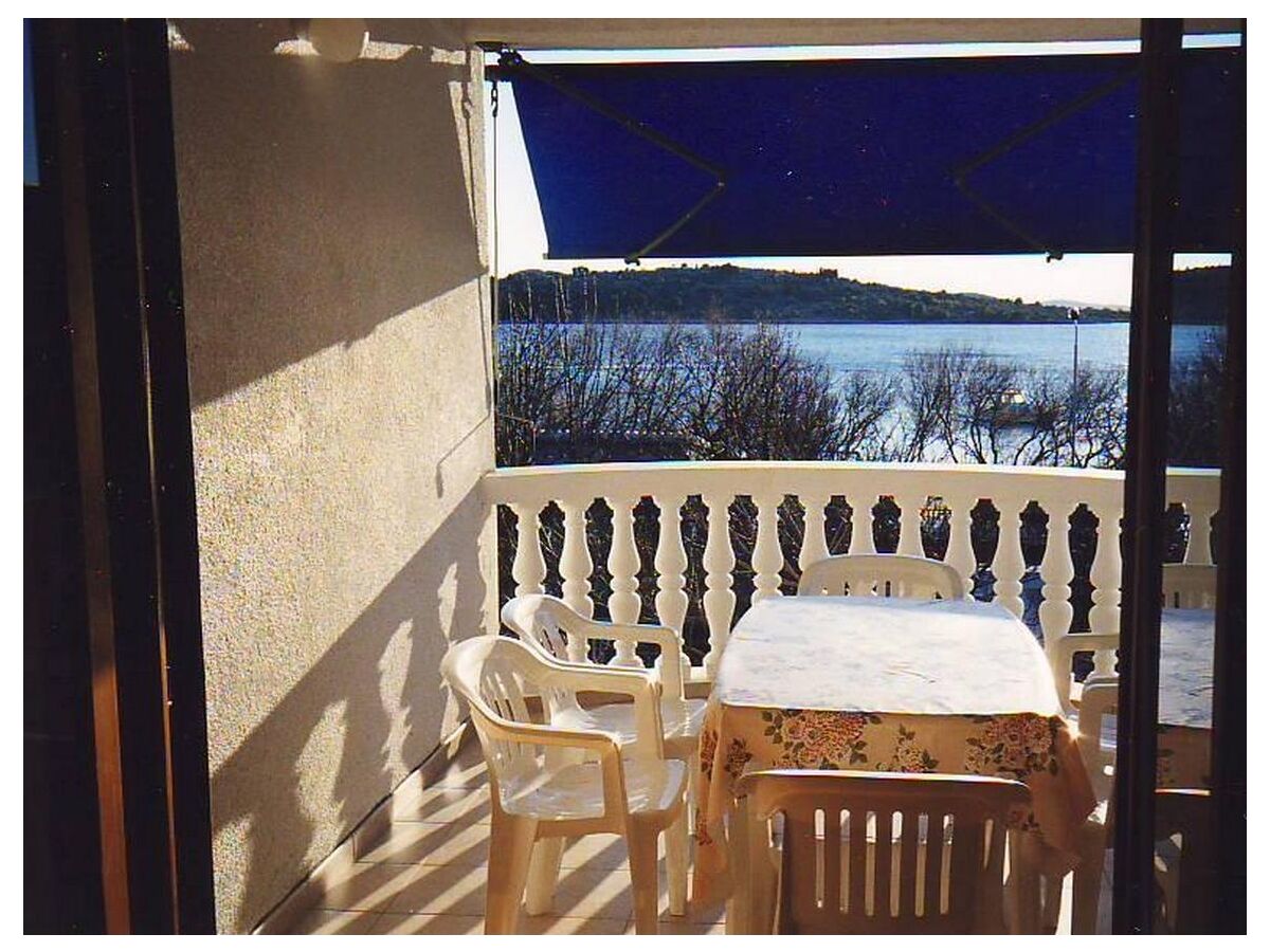 Apartment Two bedroom apartment near beach Srima - Vodice, Vodice A-18470-e