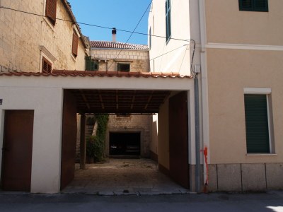 Apartment Two bedroom apartment with terrace and sea view Kaštel Novi, Kaštela A-20607-a - Outdoor photo 2