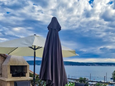 Apartment Two bedroom apartment with terrace and sea view Kaštel Novi, Kaštela A-20607-a - Outdoor photo 26