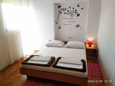 Holiday room with terrace and sea view Novi Vinodolski S-19860-a in Novi Vinodolski - Holiday room