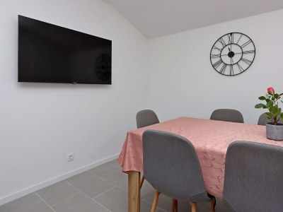 Apartment Four-bedroom apartment near beach Supetarska Draga - Donja, Rab A-5042-a - Outdoor photo 11