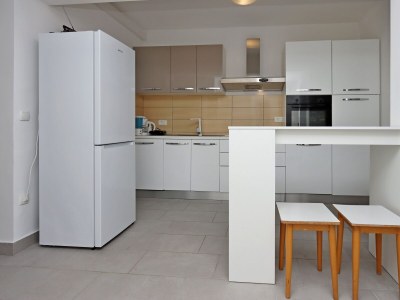 Apartment Four-bedroom apartment near beach Supetarska Draga - Donja, Rab A-5042-a - Outdoor photo 12