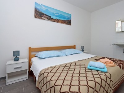 Apartment Four-bedroom apartment near beach Supetarska Draga - Donja, Rab A-5042-a - Outdoor photo 16