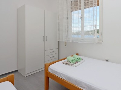 Apartment Four-bedroom apartment near beach Supetarska Draga - Donja, Rab A-5042-a - Outdoor photo 24