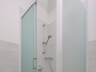 Apartment Four-bedroom apartment near beach Supetarska Draga - Donja, Rab A-5042-a - Outdoor photo 27