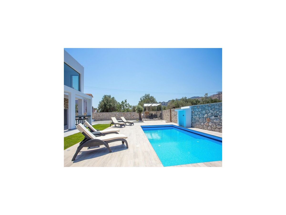 Villa Luxurious Villa with private pool. - Outdoor photo 5