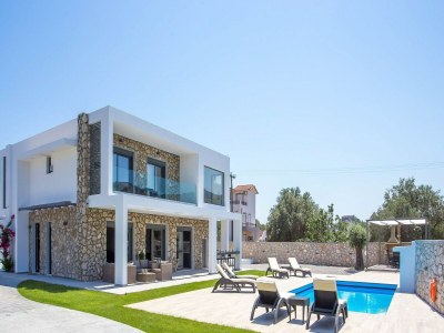 Villa Luxurious Villa with private pool. - Outdoor photo 8