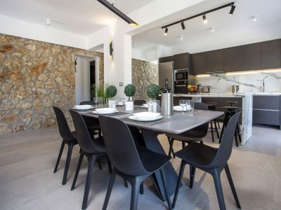 Villa Luxurious Villa with private pool. - Features photo 28