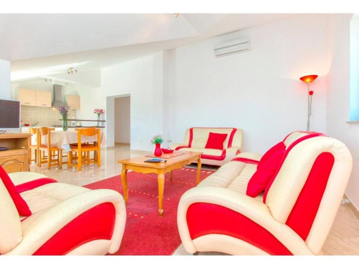 Holiday house Four Bedroom Villa with the pool - Features photo 4