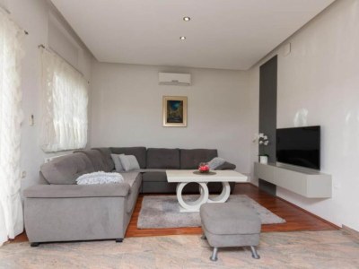 Villa Villa Ante with Outdoor Pool - Features photo 7