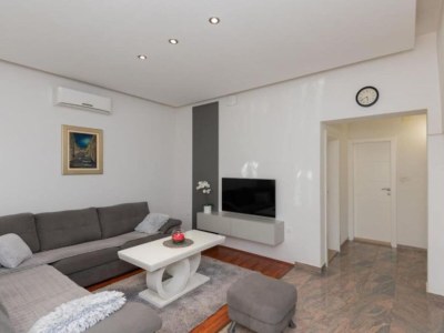 Villa Villa Ante with Outdoor Pool - Features photo 8