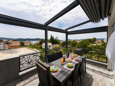 Apartment Helles Penthouse mit Meerblick, Hvar - Outdoor photo 2