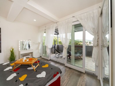 Apartment Helles Penthouse mit Meerblick, Hvar - Features photo 14