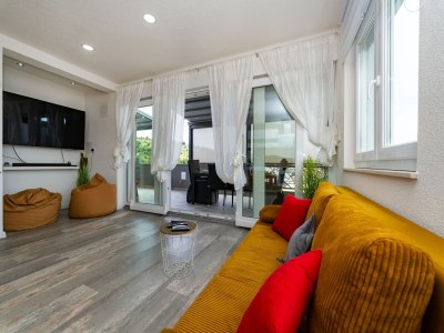 Apartment Helles Penthouse mit Meerblick, Hvar - Outdoor photo 35