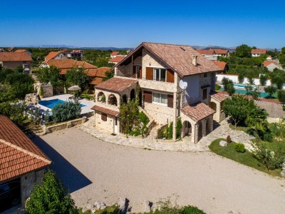 Holiday house Heated Pool Villa near Sibenik - Outdoor photo 7