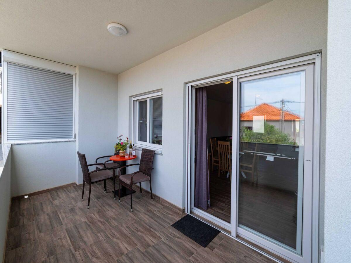 Apartment Villa by Bacina Lakes for 25 Guests