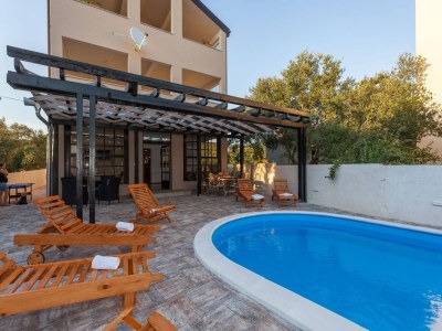 Holiday house Villa near Zadar for 16 Guests - Outdoor photo 8