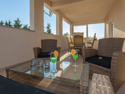Holiday house Villa near Zadar for 16 Guests - Outdoor photo 9