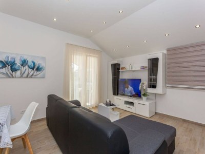 Holiday house Villa near Zadar for 16 Guests - Outdoor photo 27