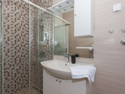 Holiday house Villa near Zadar for 16 Guests - Outdoor photo 34