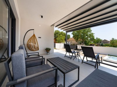 Holiday house Moderne Familienvilla in Biograd - Outdoor photo 6