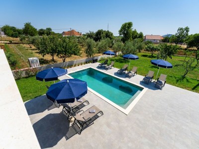 Holiday house Villa with Pool and Sauna in Galovac - Outdoor photo 6