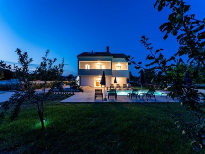 Holiday house Villa with Pool and Sauna in Galovac - Outdoor photo 14
