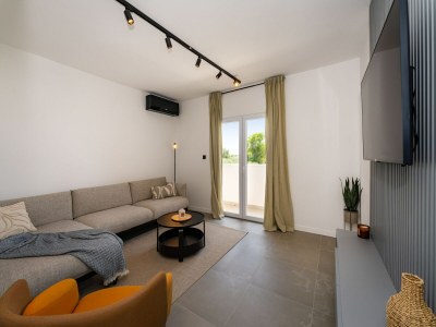 Holiday house Villa with Pool and Sauna in Galovac - Features photo 22