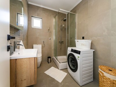 Holiday house Villa with Pool and Sauna in Galovac - Features photo 34