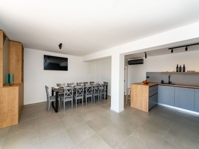 Holiday house Villa with Pool and Sauna in Galovac - Features photo 50