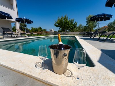 Holiday house Villa with Pool and Sauna in Galovac - Outdoor photo 76