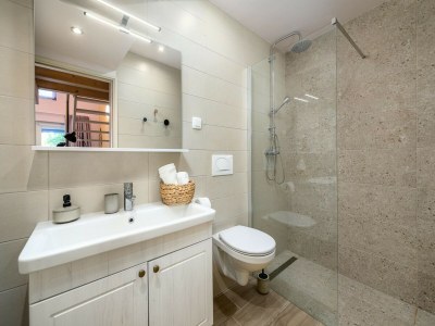 Apartment Modern apartment near the beach - Features photo 9