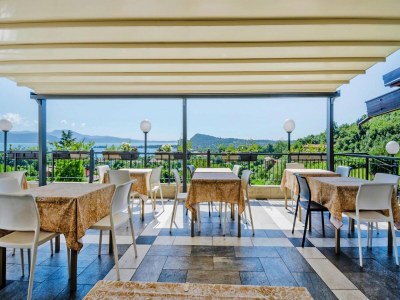 Holiday park Apartment in Manerba with barbecue - Outdoor photo 27