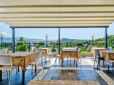 Holiday park Apartment in Manerba with barbecue - Outdoor photo 28