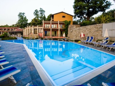 Holiday park Apartment in Manerba with barbecue - Outdoor photo 34