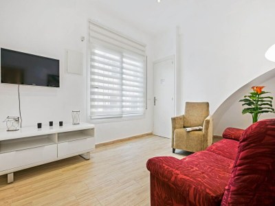 Apartment Apartment in Costa Brava near the Beach - Features photo 5