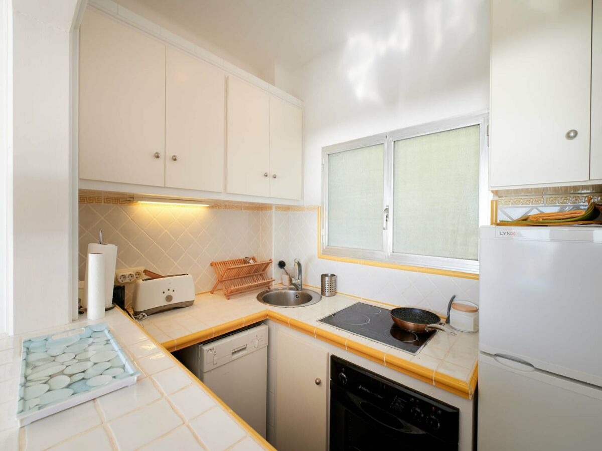 Apartment Beautiful apartment in Costa Brava - Features photo 4