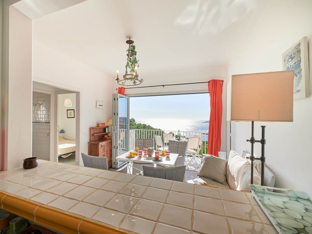 Apartment Beautiful apartment in Costa Brava - Features photo 5