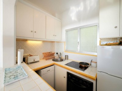 Apartment Beautiful apartment in Costa Brava - Features photo 4