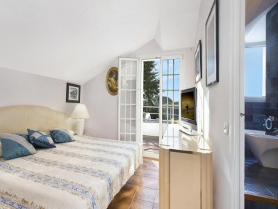 Villa Villa in Blanes with Pool and Sea Views - Features photo 6