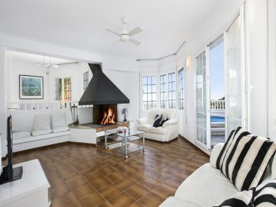 Villa Villa in Blanes with Pool and Sea Views - Features photo 19