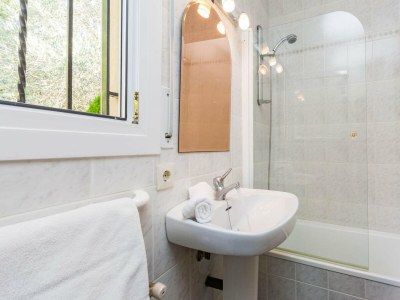 Villa Stunning villa in Lloret de Mar - Features photo 13