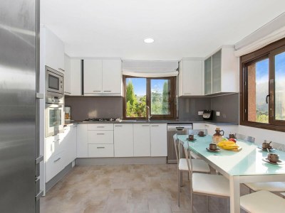 Villa 4 bedroom house with private pool - Features photo 17