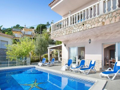 Villa Villa in Costa Brava with Sea View & Pool - Outdoor photo 4