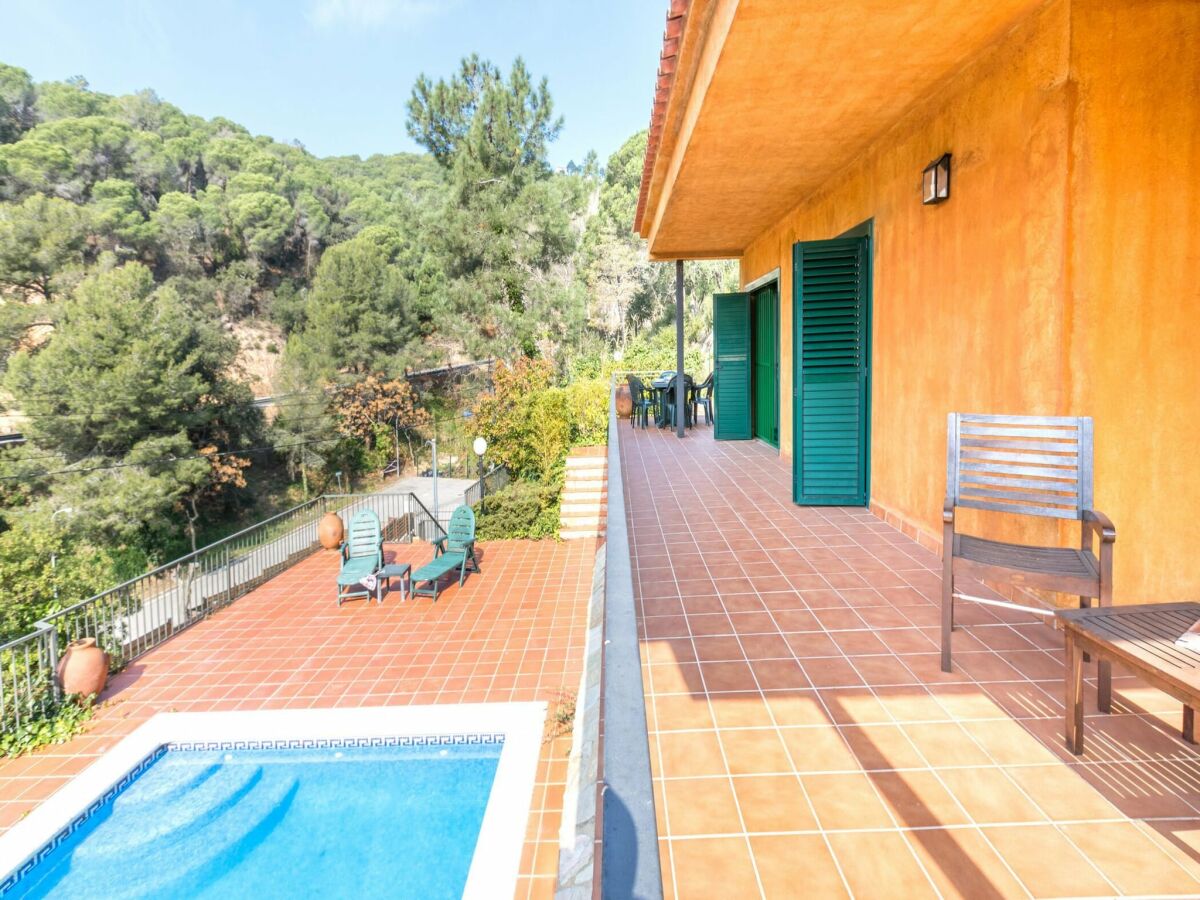 Villa Villa on Costa Brava near Cala Canyelles Beach - Outdoor photo 2