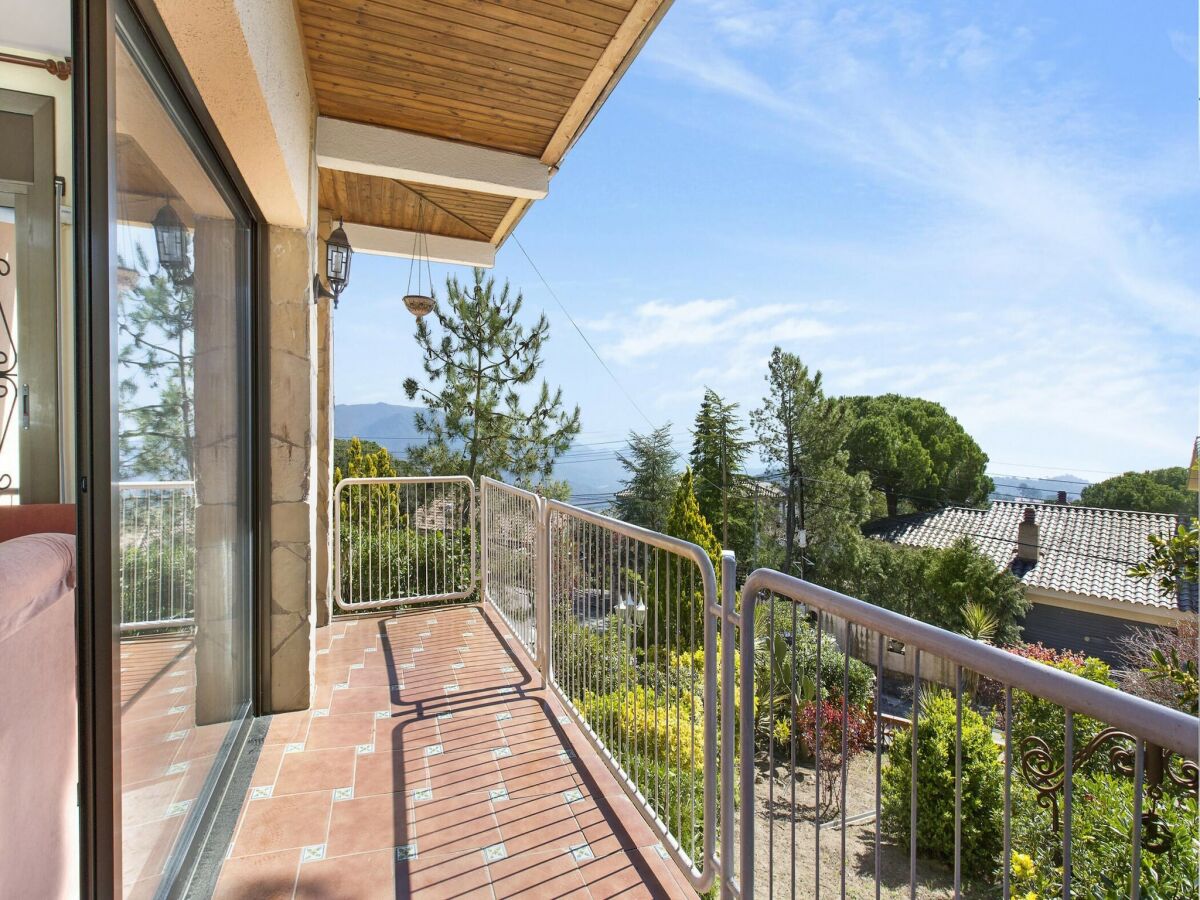 Villa Relaxing villa with garden near Lloret de Mar - Outdoor photo 2