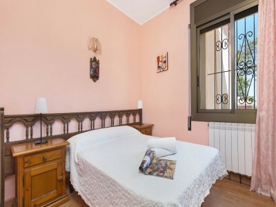 Villa Relaxing villa with garden near Lloret de Mar - Features photo 10