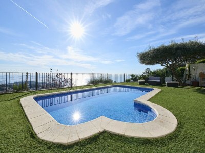 Villa Villa an der Costa Brava mit Meerblick & Pool in Lloret de Mar - Villa