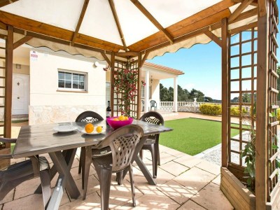 Villa Villa in Lloret de Mar with Private Pool - Outdoor photo 9